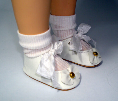 ToniDoll Center Tie Shoes